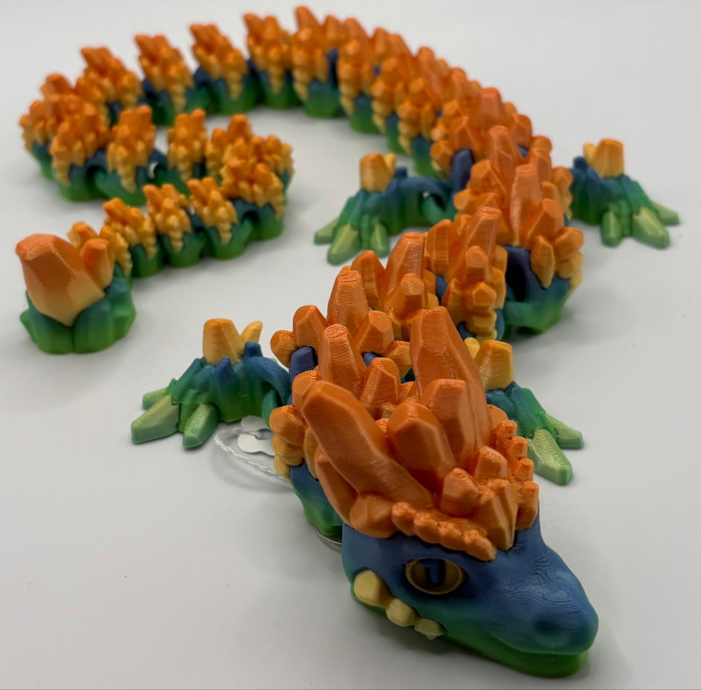 Dual colored stone dragon