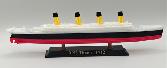 1912 RMS Titanic Replica Model